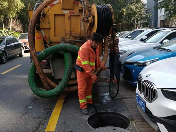 淮上排污管道清淤